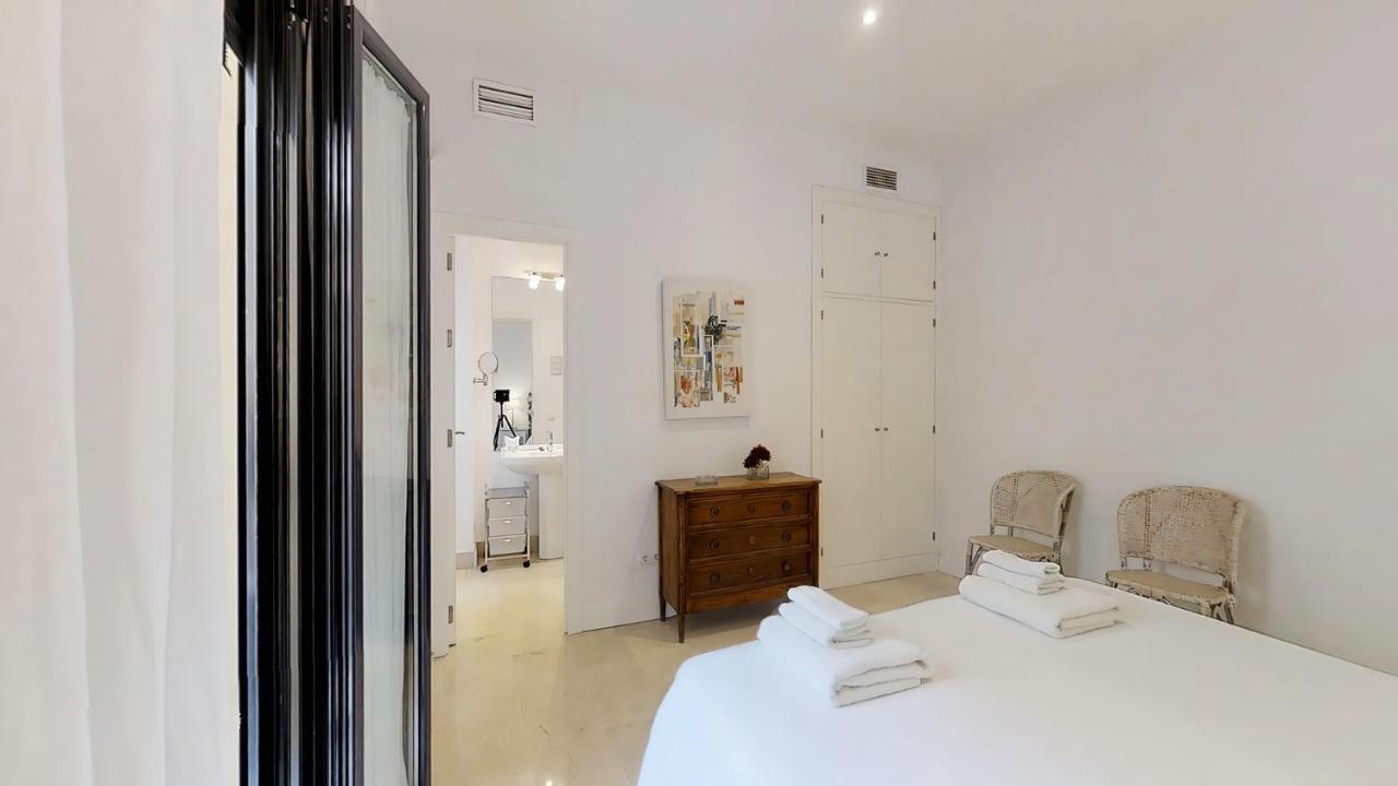Sevilla Luxury Rentals - Alcazar Екстер'єр фото