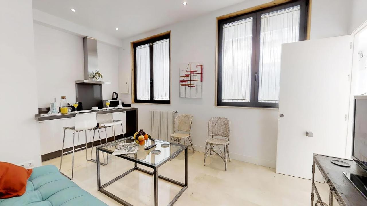 Sevilla Luxury Rentals - Alcazar Екстер'єр фото