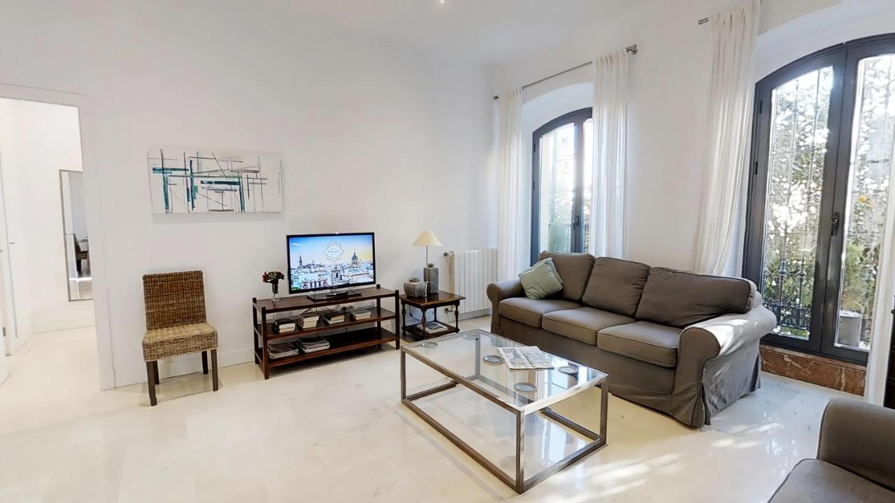 Sevilla Luxury Rentals - Alcazar Екстер'єр фото