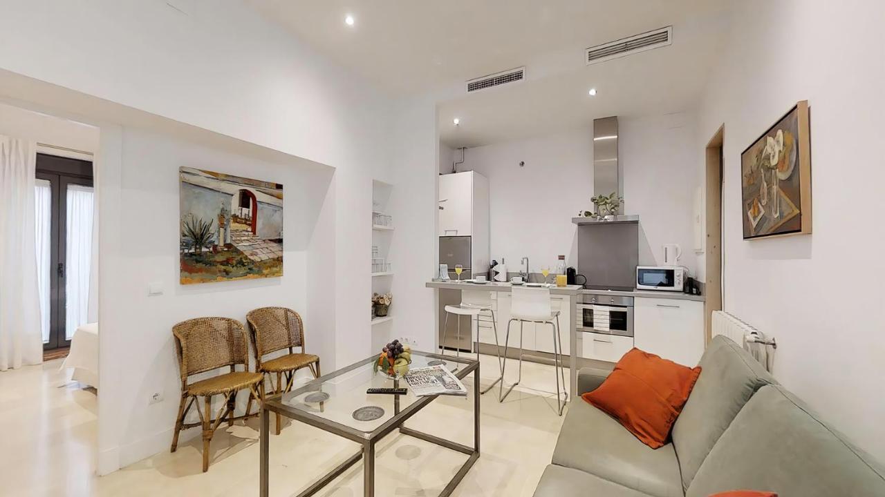 Sevilla Luxury Rentals - Alcazar Екстер'єр фото